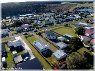 8 Hennsessy Street East, Foxton Beach