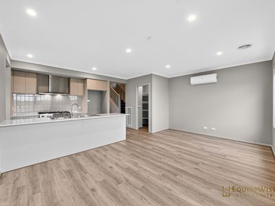 9 Attraction Way, Mambourin