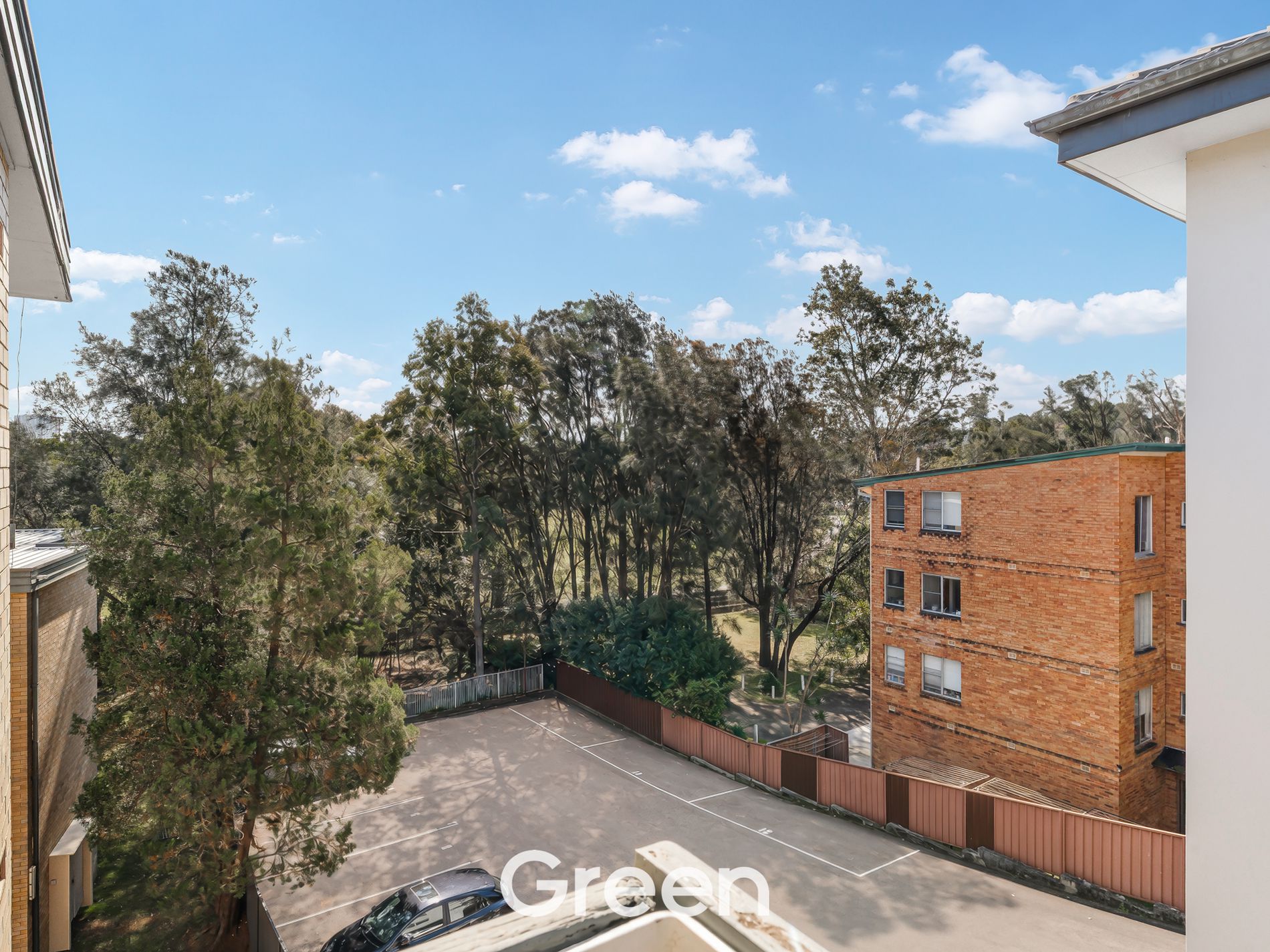 22 / 24-26 Meadow Crescent, Meadowbank