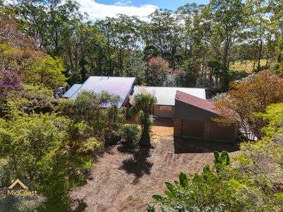 1 Woodlands Drive, Hallidays Point