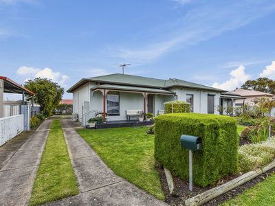 8 Nitschke Street, Millicent