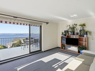 6 Baringa Road, Taroona
