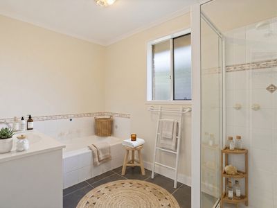 23 Dorothy Cres, Mornington