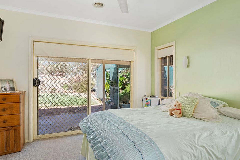 293 Church Road, Woodstock On Loddon