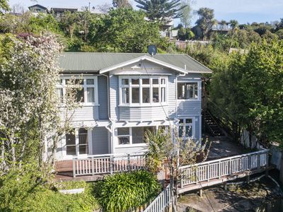 32 Locking Street, Nelson South