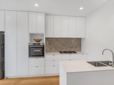 1 / 5 Bradley Street, Newport