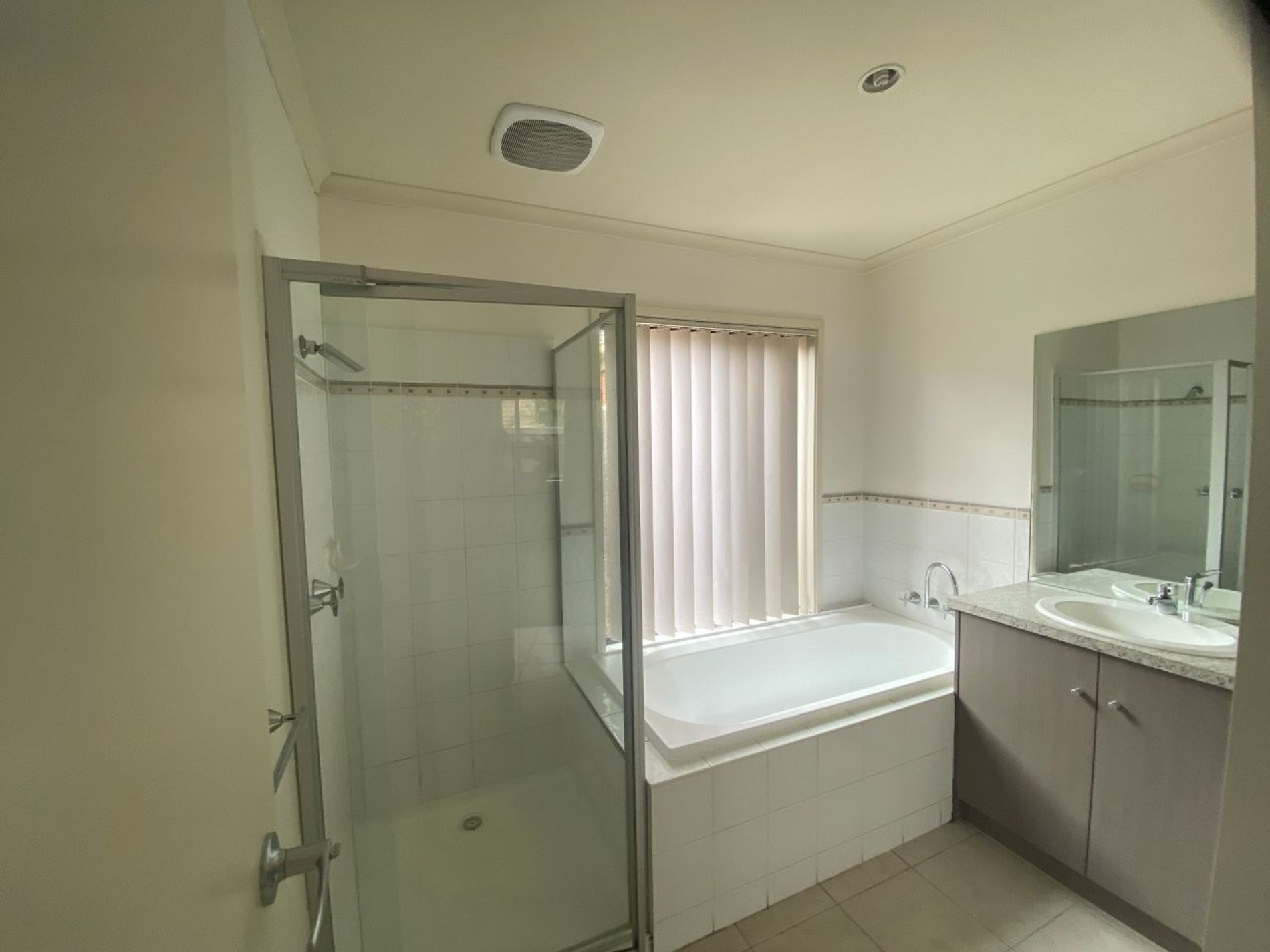 28 Edgevale Way, Tarneit