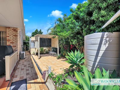 27 Coral Sea Dr, Woodgate