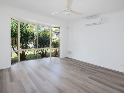 17 Shearwater Terrace, Springfield Lakes