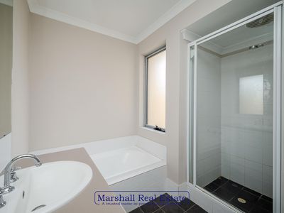 7 Voyager Link, Pearsall