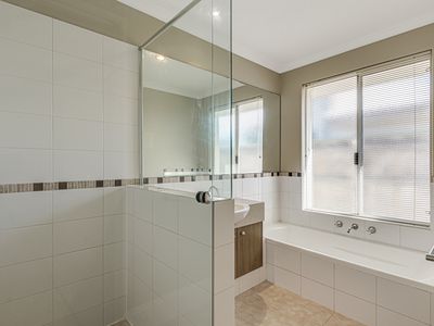 4 Surf Street, Yanchep