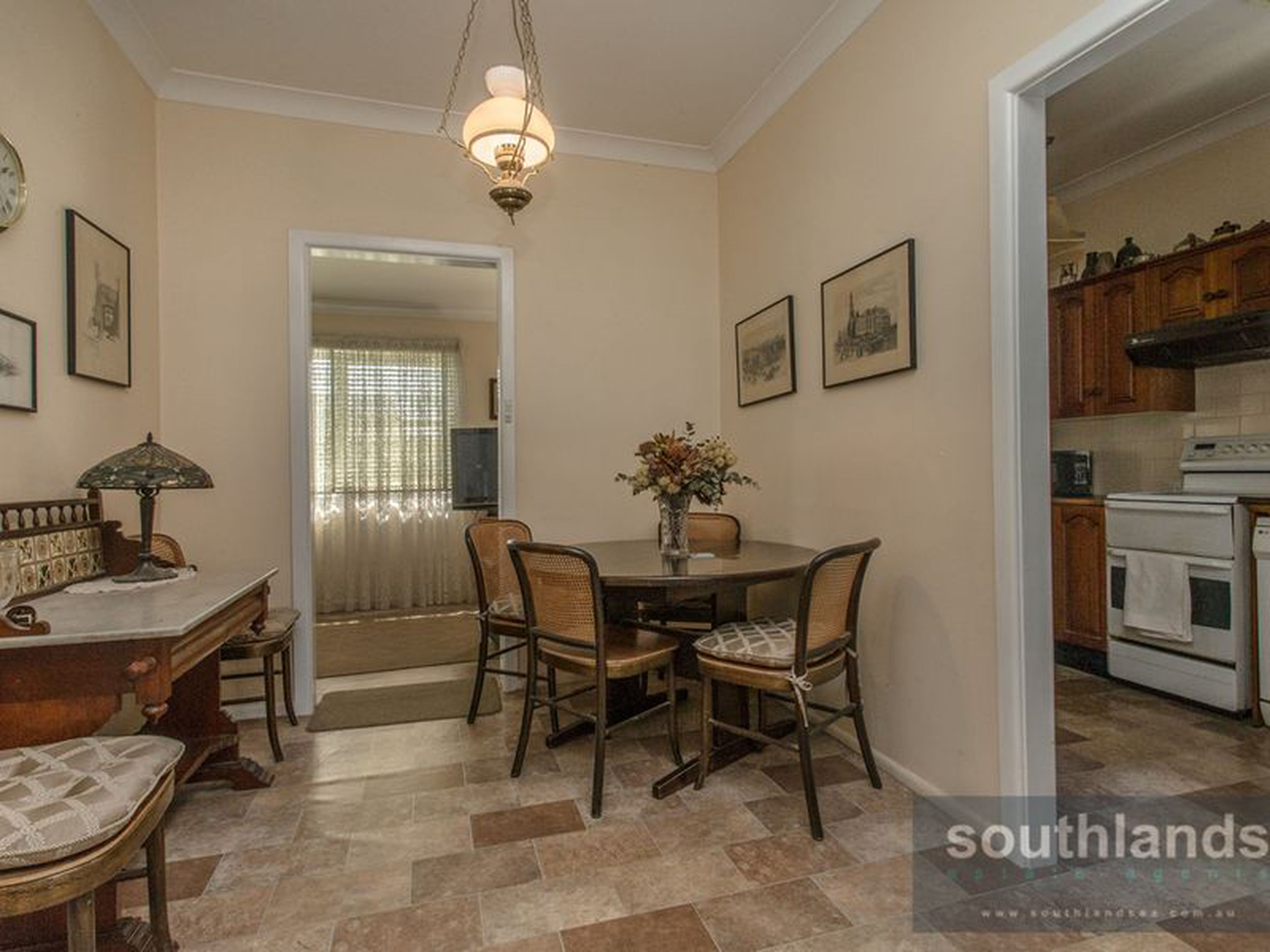 77 Second Avenue, KINGSWOOD