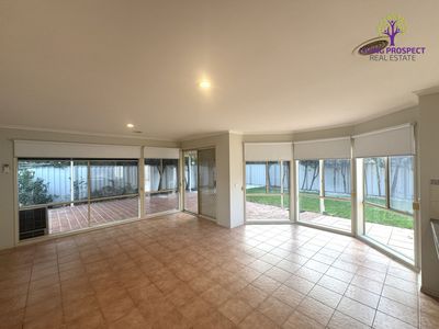 12 Sorrento Avenue, Point Cook