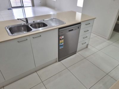 26 DARRYL CRESENT, Kingaroy