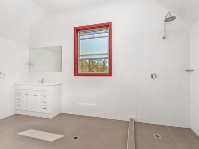 2017 THE LAKES WAY, Rainbow Flat