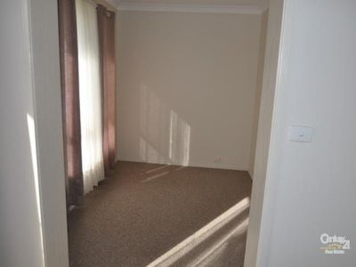 196 Cobra Street, Dubbo