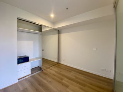 1322 / 572 St Kilda Road, Melbourne