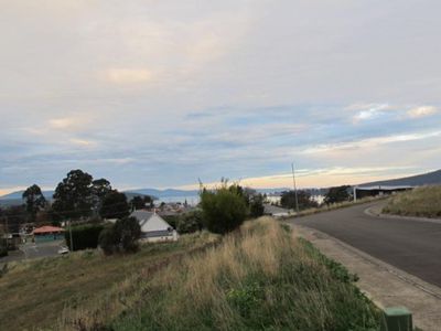 4 Girardin Way, Dover