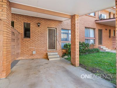 2 / 5 Campbell Place, Nowra