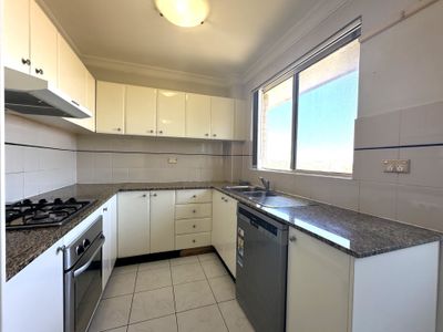 11/15-23 Mowle Street, Westmead