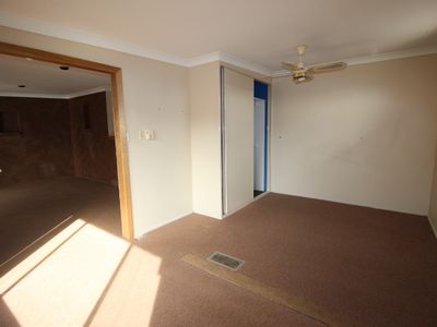 5 Cox Parade, Mount Warrigal