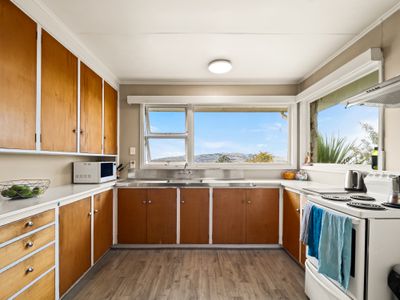 15 Middleton Road, Kew