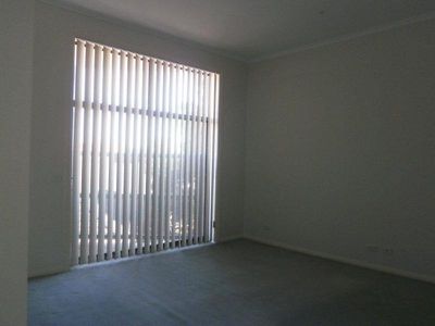 9 / 113 Ballarat Road, Footscray