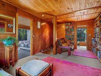 178 Middle Road, Pelverata