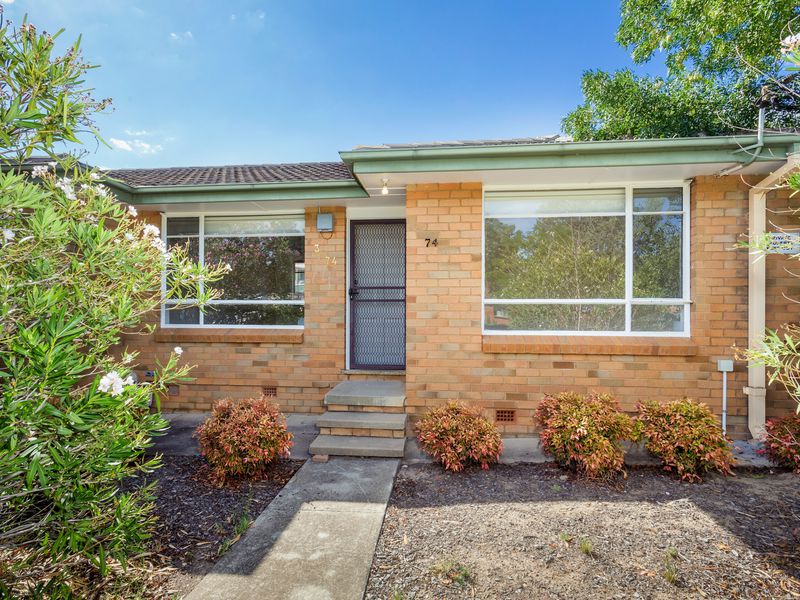 3 / 74 Tharwa Road, Queanbeyan