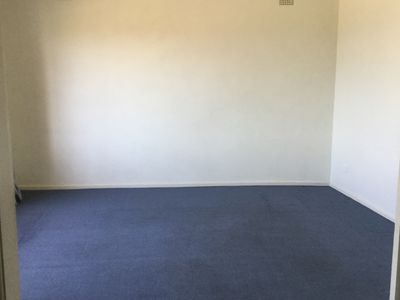 290 Northcliffe Drive, Lake Heights