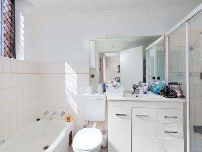 26 / 62 Grosvenor Crescent, Summer Hill
