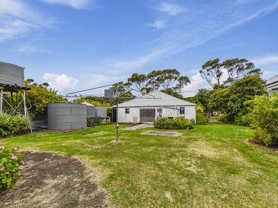 22 Railway Terrace West, Tantanoola