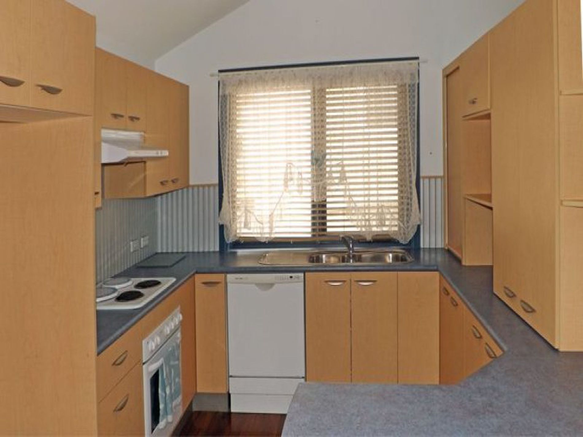 1 / 67 Princes Highway, Ulladulla