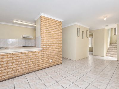 2 / 33 Lawson Street, Bentley
