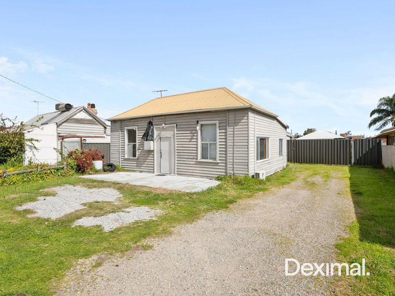 213 Sevenoaks Street, Cannington