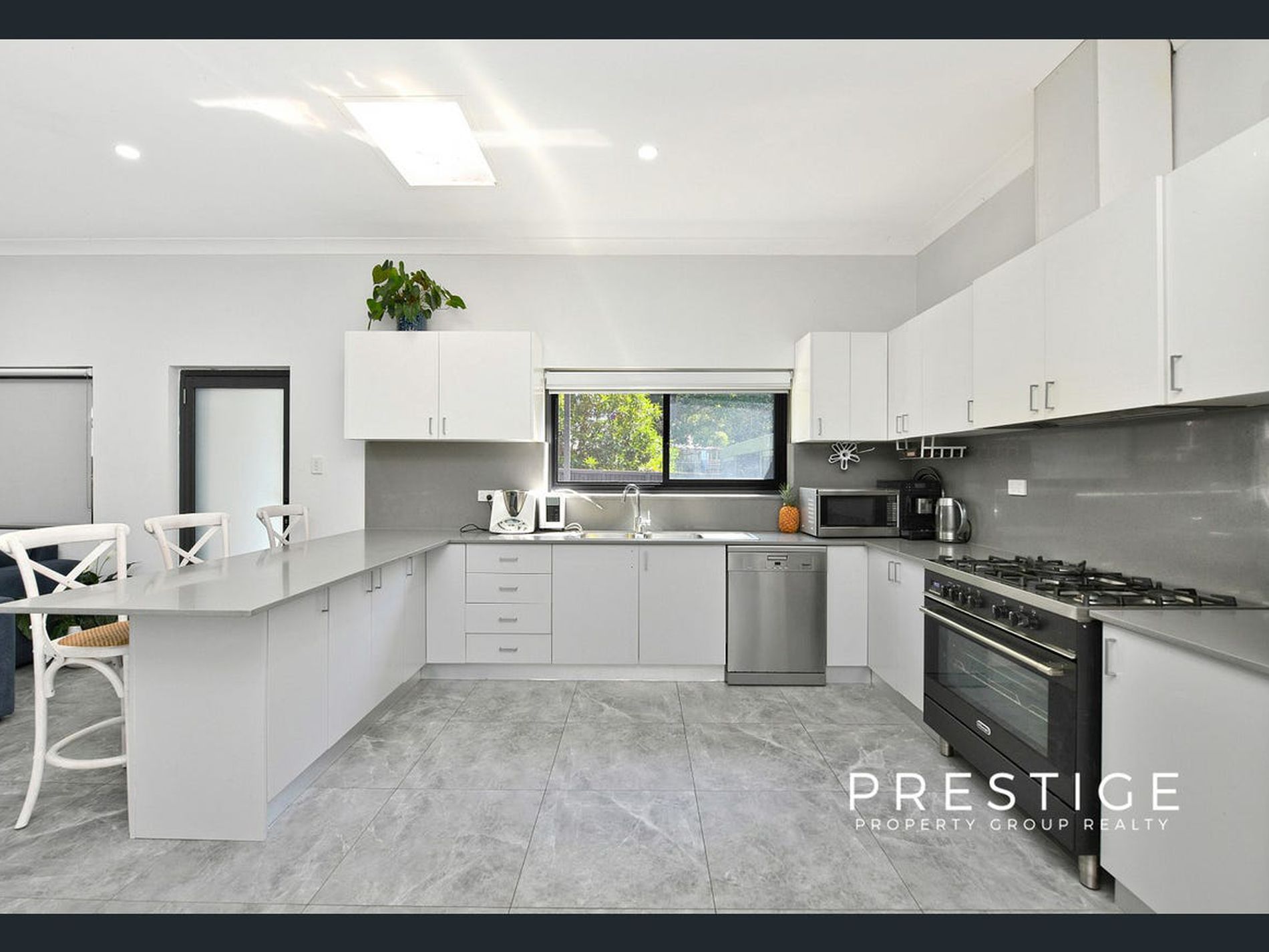 1 / 119 Wollongong Road, Arncliffe