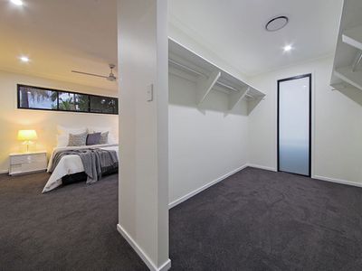 144 Kamarin Street, Manly West