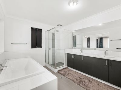 52 Walkingdale Promenade, Southern River