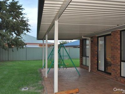 12 Hawkesbury Close, Dubbo