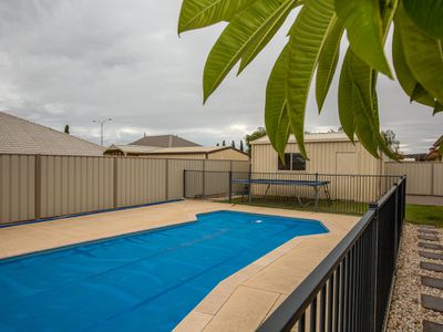 6 Jupiter Drive, Australind