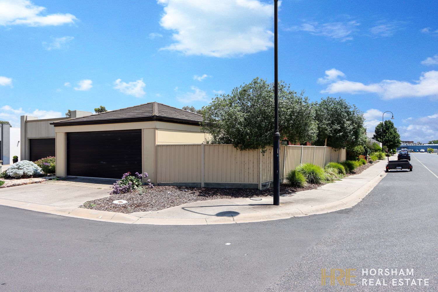 1 Rushbrook Close, Horsham
