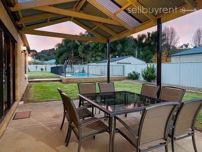 1 SARAH COURT, Wodonga