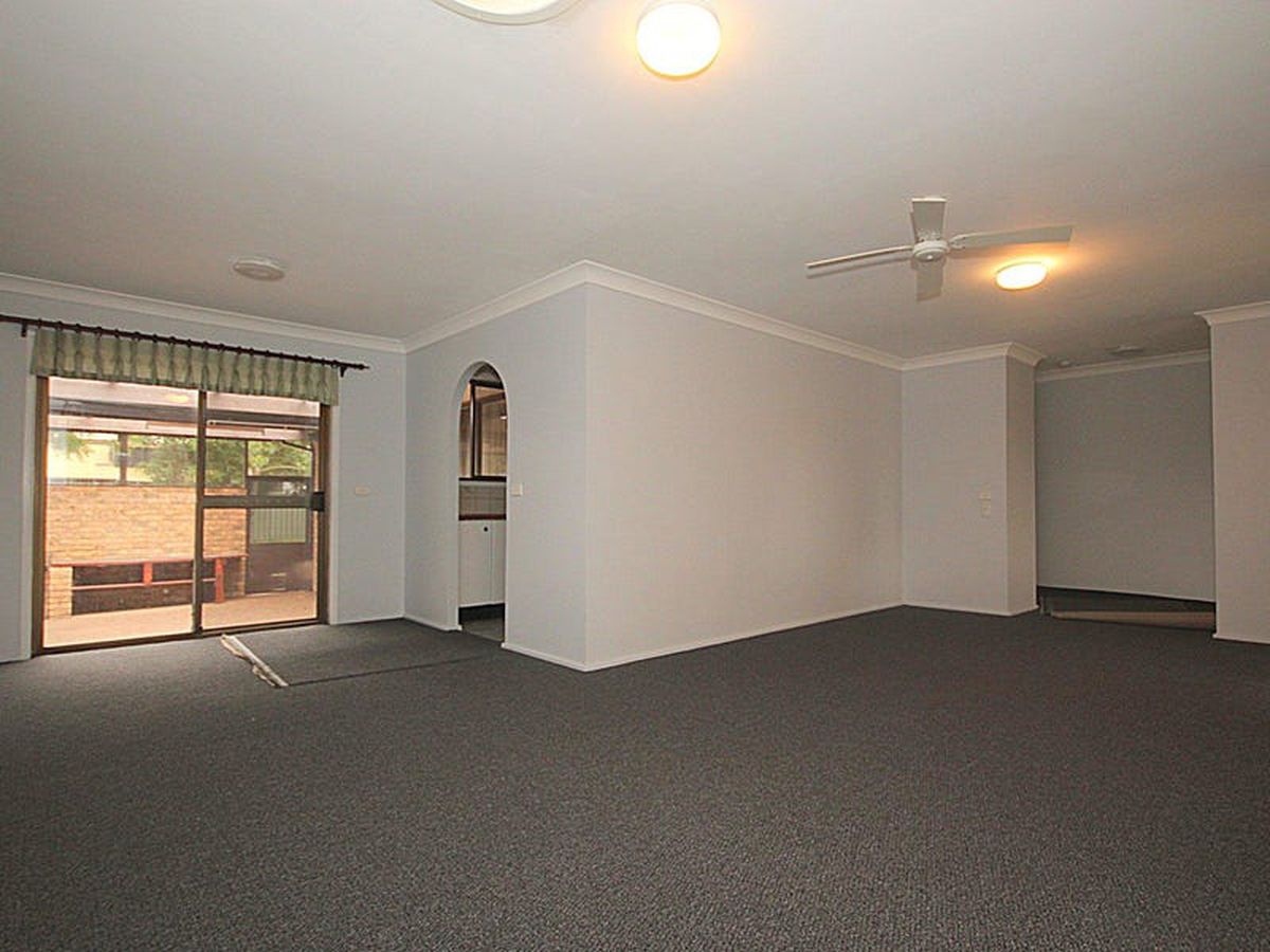 6 John Parade, Lemon Tree Passage, Lemon Tree Passage - Thumbnail 4