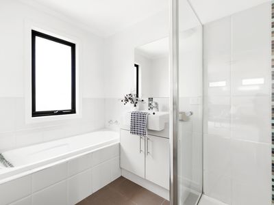 1 / 3 Mary Street, Spotswood