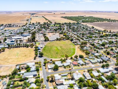 16  Gertrude St, Horsham