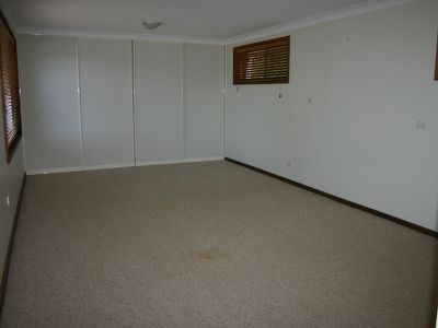 27 Leguna Avenue, Forster