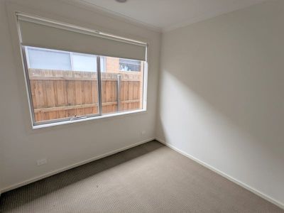 8 / 64-68 Station Road, Marshall