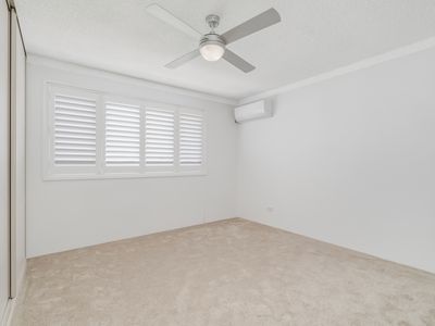 2 / 3 Robert Street, Labrador