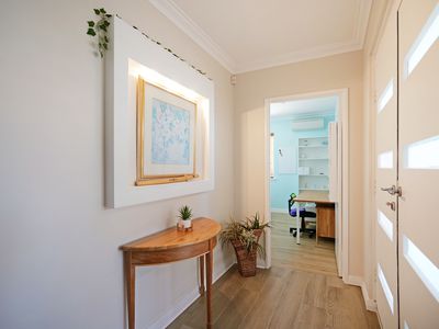 28A Ramsdale Street, Doubleview