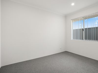 4 Lustre Rd, Baldivis